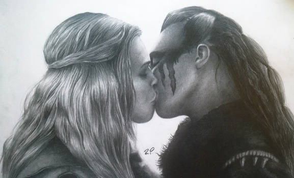 The 100 Clarke and Lexa