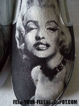 Marilyn Monroe Slip- Ons 4