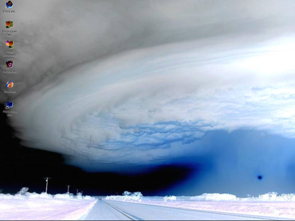 Desktop -_inverted_- by Miko-infused-one on DeviantArt