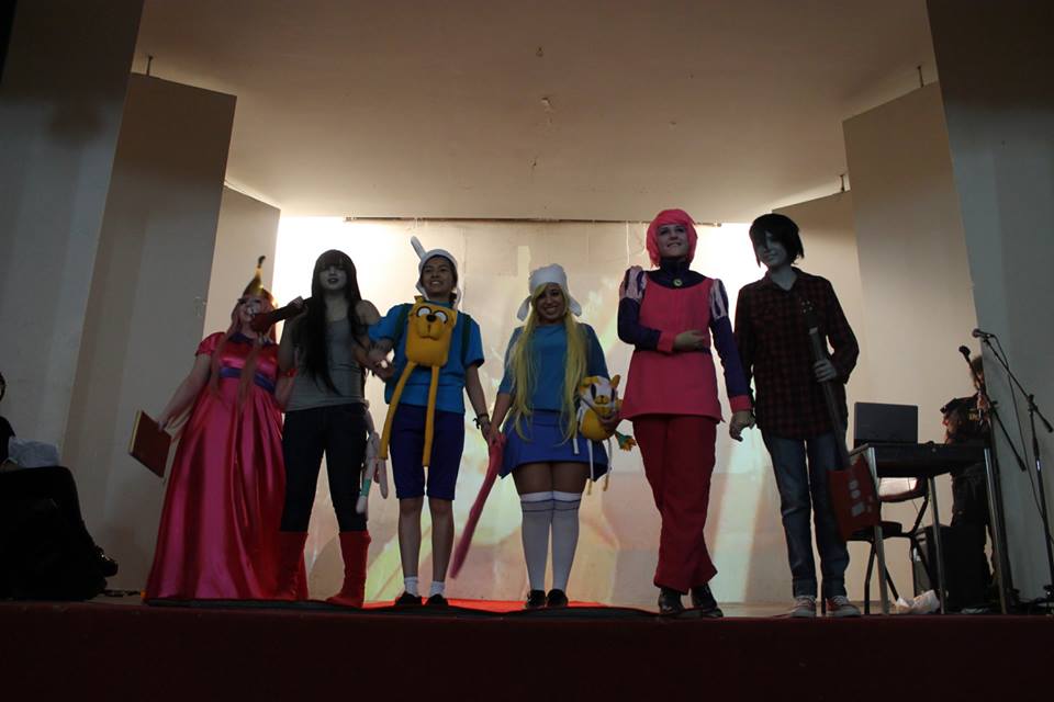 Adventure time cosplay performance.