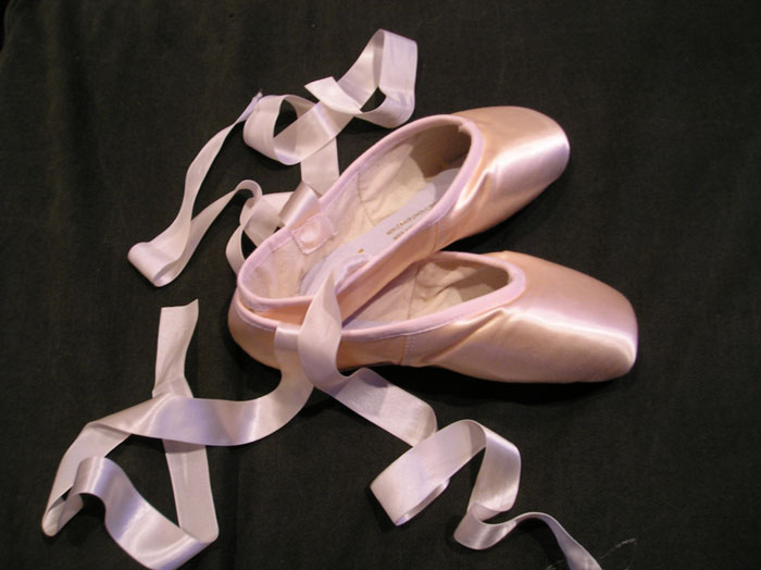 pointe shoes