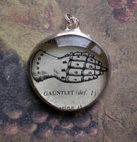 Gauntlet Soldered Pendant