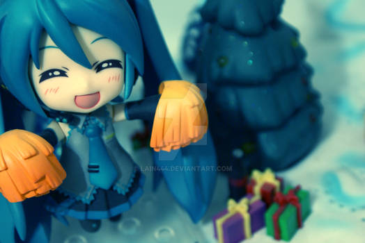 NAVIDA MIKU