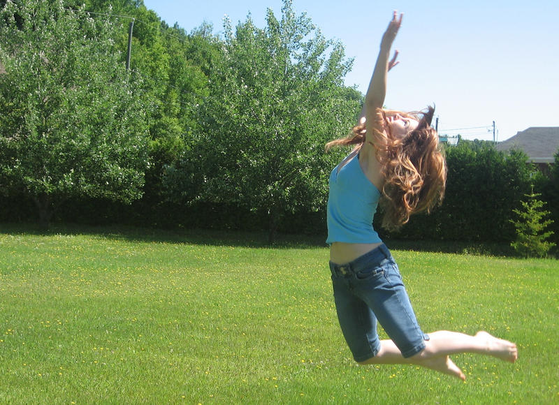 Jumpingly jumping_ by LovelyShrimp on DeviantArt