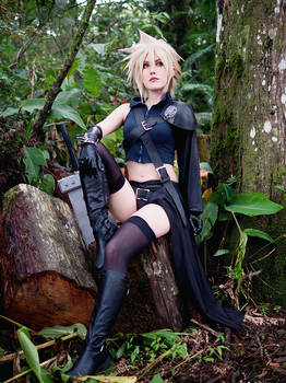 Cloud Strife genderbend