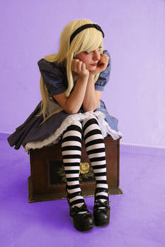 Alice Liddle Cosplay - Alice in Wonderland