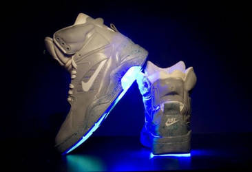 Nike-air-command-force-mc-fly-customs-peculiar-kin