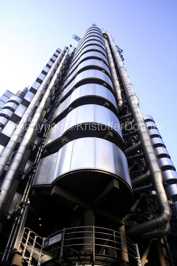 Odd building by kristofferdonner on DeviantArt