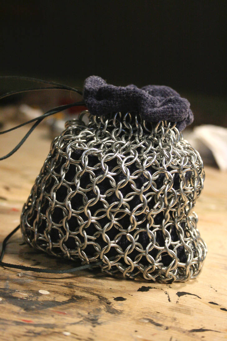 Chain mail pouch 04 by Thimbrethil on DeviantArt