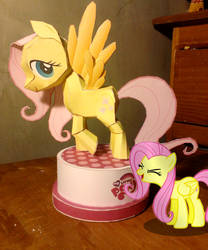 Fluttershy papercraft