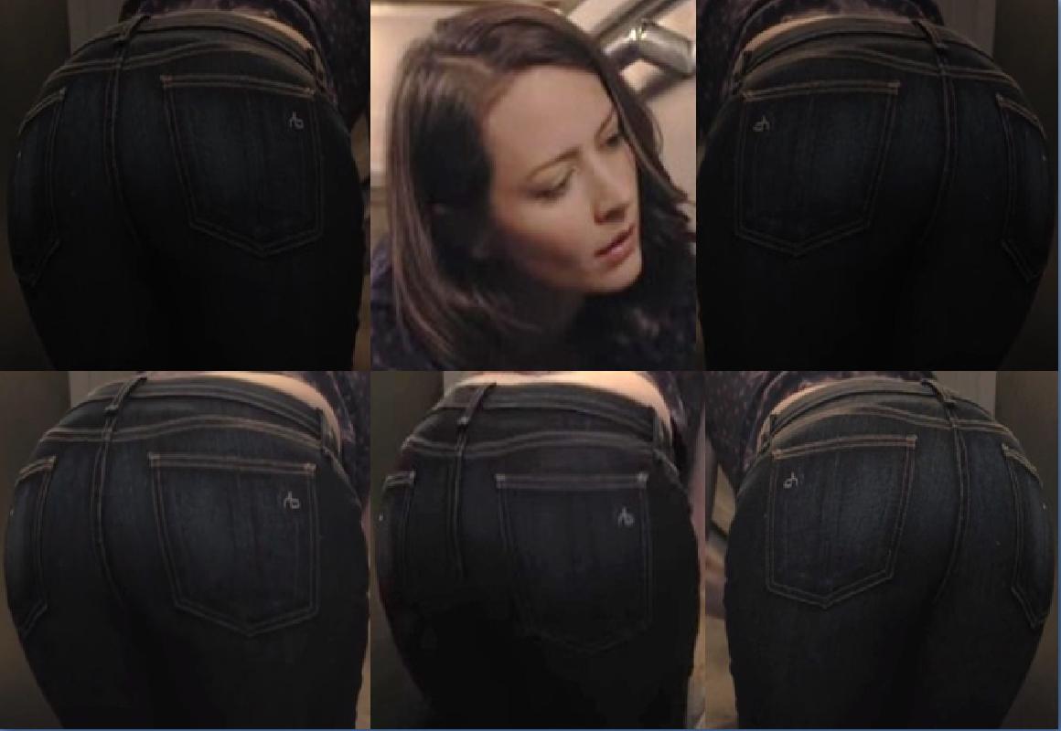 Amy Acker Ass