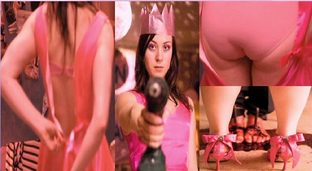 Dat Booty alone would make her Prom Queen