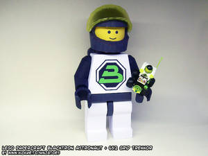 Blacktron papercraft minifig