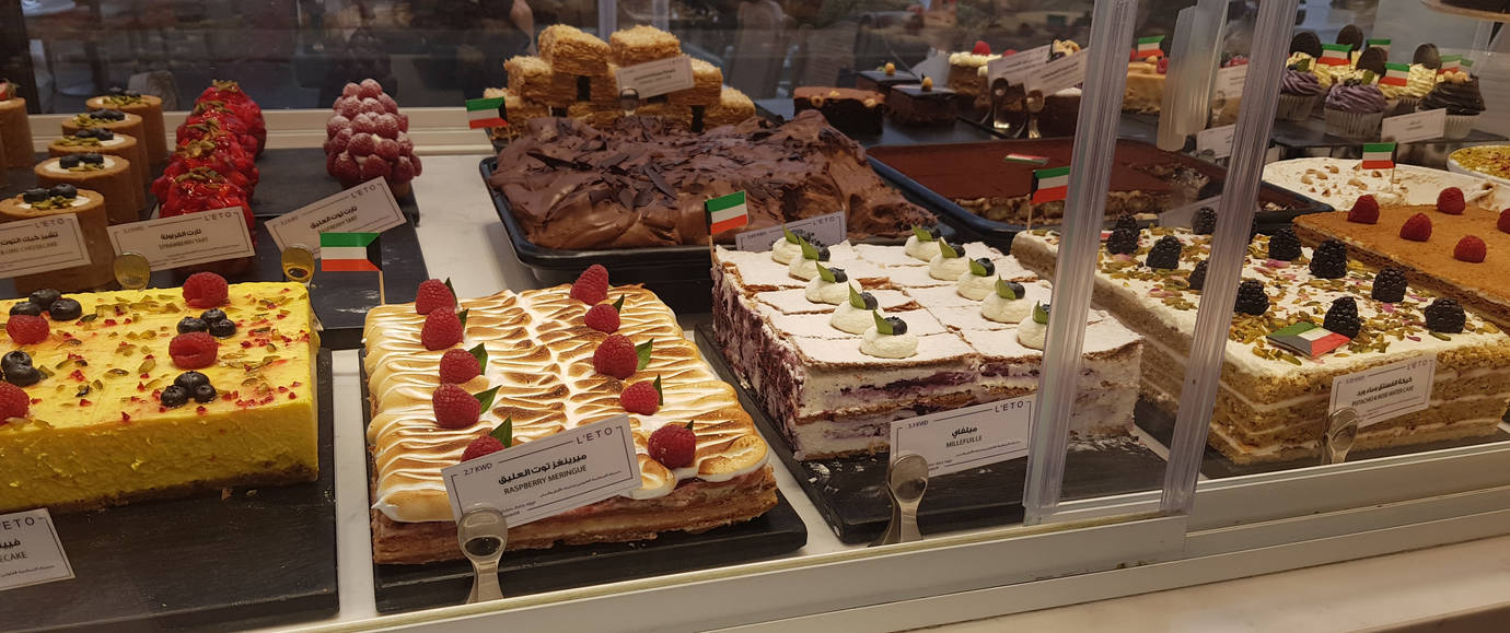 Leto Comida yummy cakes from leto cafee by SarahAdams11 on DeviantArt