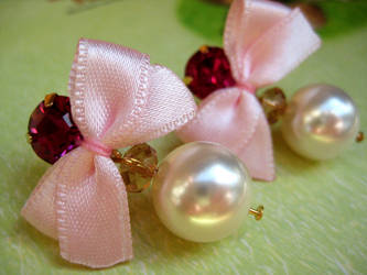 Pink bow Swarovski earrings