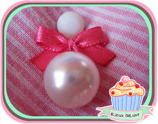 Matte pink bow earrings