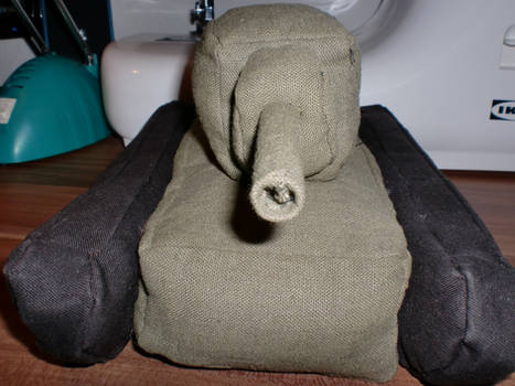 KV-2 Plush Tank2 front