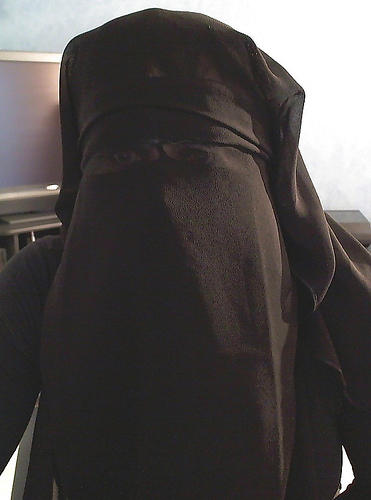 Aisha niqab by aishatv on DeviantArt