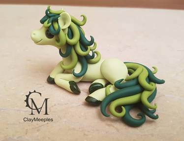 green pony sculpture