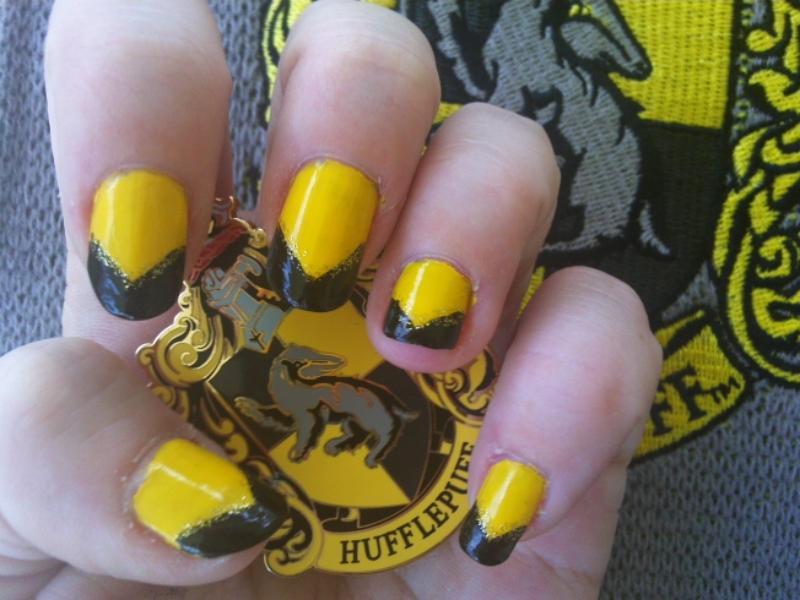 Hufflepuff Nail Art