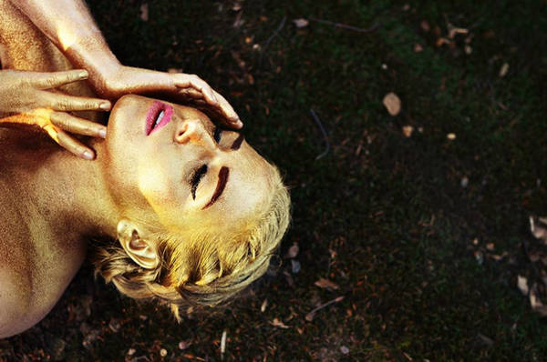 Lady in gold by TheBizarreBirdcage