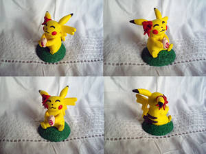 .:PKMN Sculpture:. Pikachu Eating a Poffin