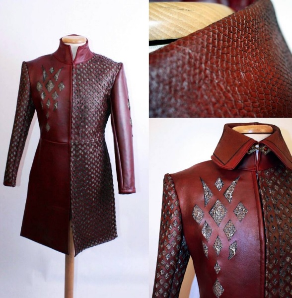 Rhaegar Targaryen inspired Leather Robe by Volto-Nero-Costumes on ...