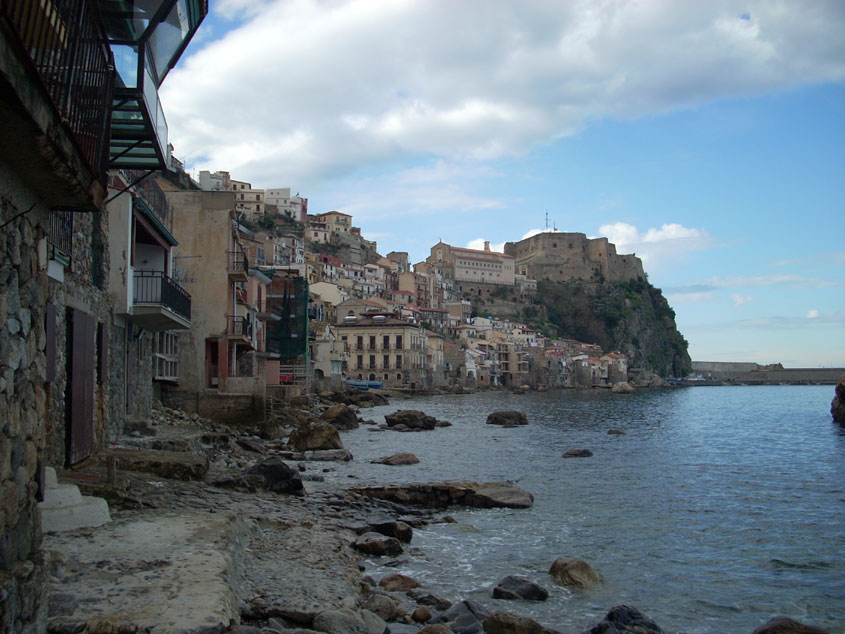 Scilla Cityscape