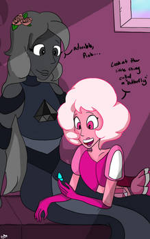 SU: Pink and Black hang out