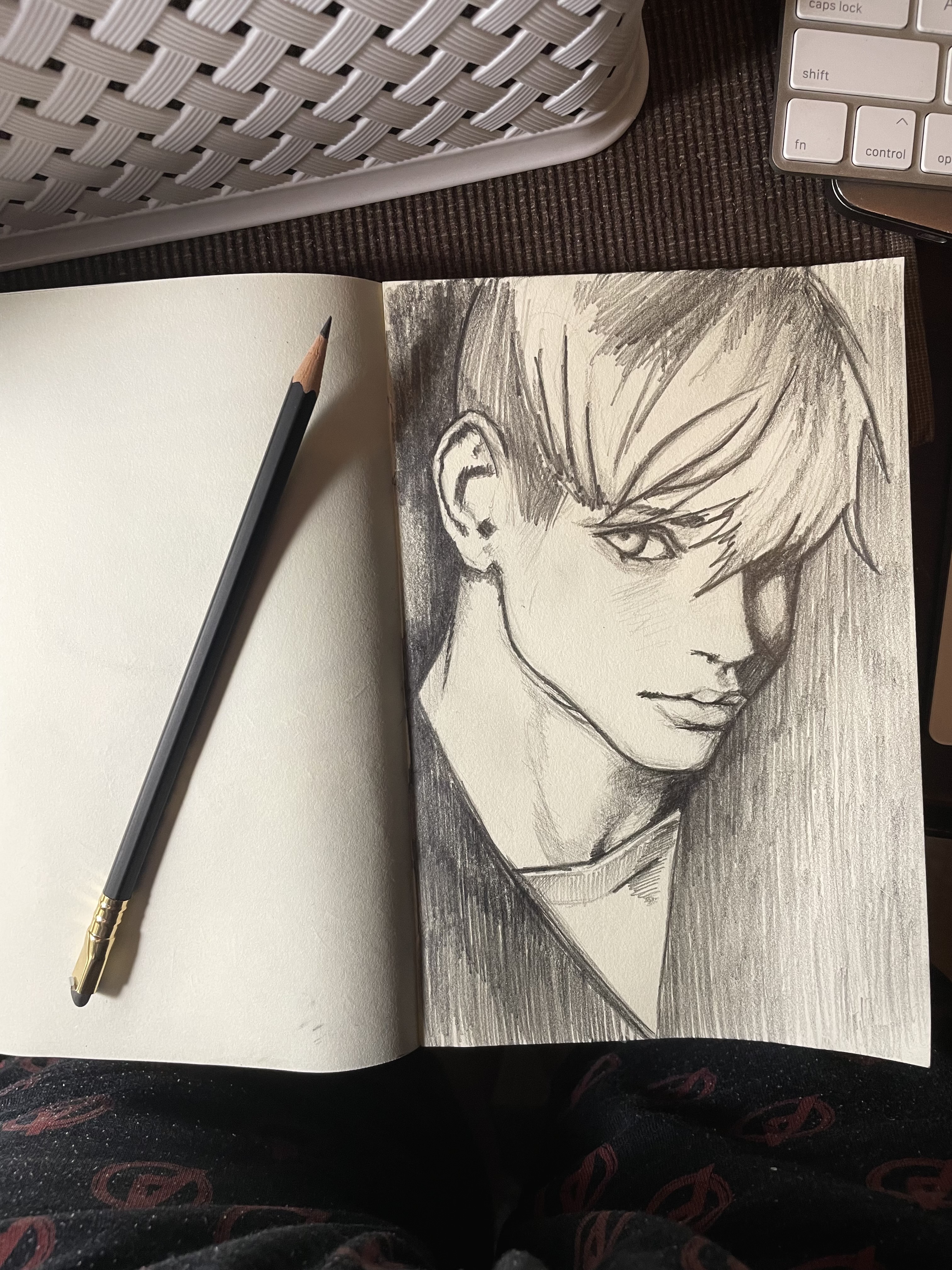 Pin by jenniepoo on - TA  Dark anime, Anime drawings boy, Drawing people