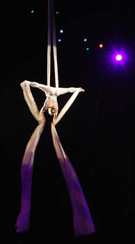 ribbon acrobats 1