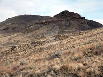 Dumpling and Little Sister Buttes(oregon owhyees)