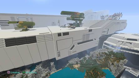 2/3 Macross SDF-1 in Minecraft PS4 detailing