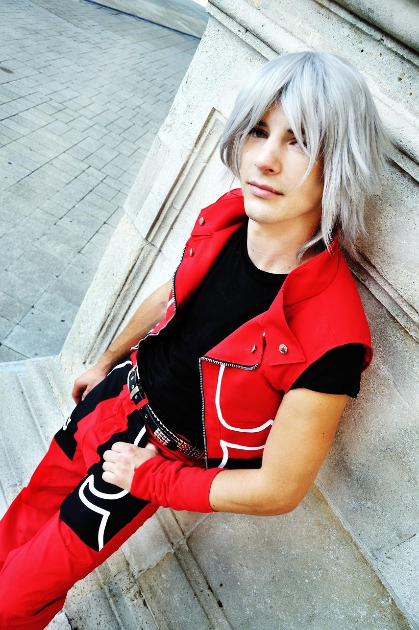 Riku - Wall