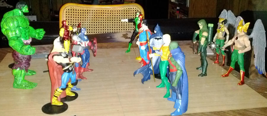 Avengers Vs Justice League!