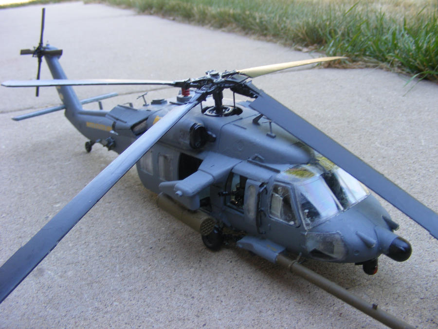 AH 60L DAP Black Hawk model kit