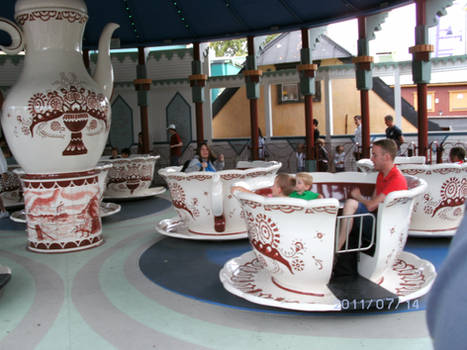 Me in a teacup carousel 2