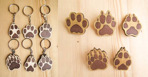 Paw print  wooden keychain | pin brooch |