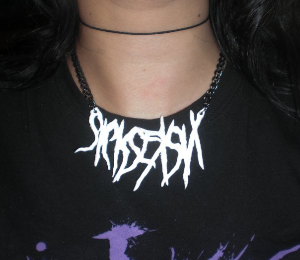 sicksexsix custom necklace