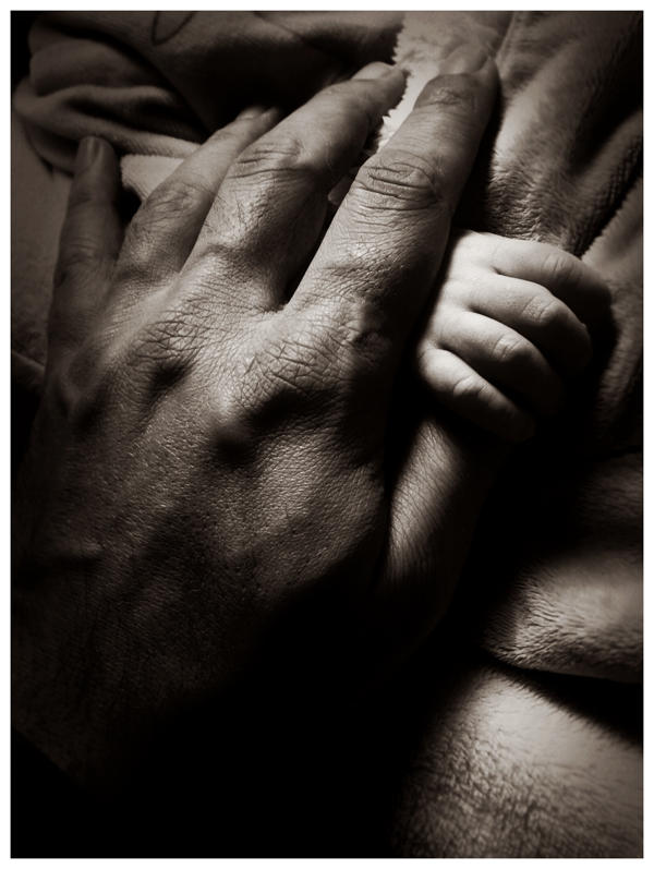 Holding You My Son by hosagu