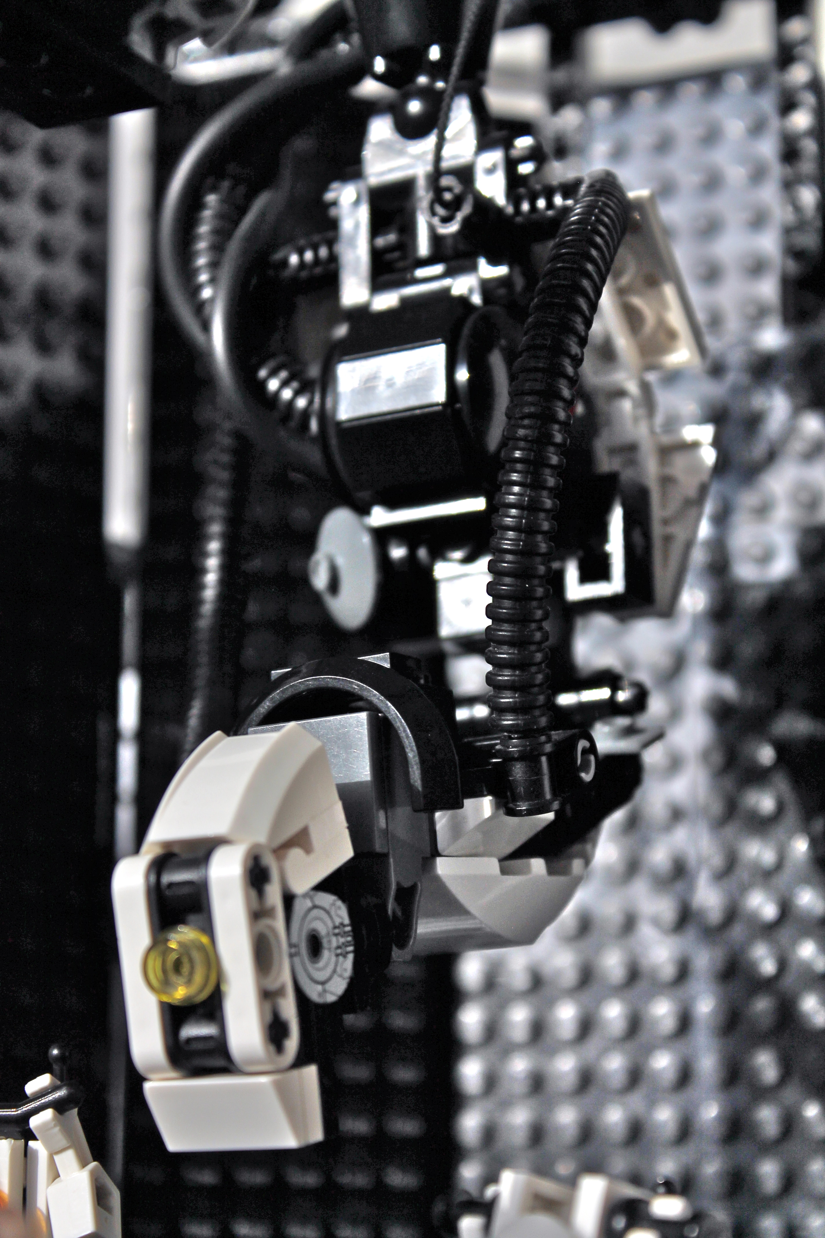 Lego portal 2 guns фото 38