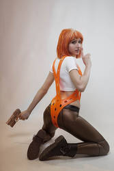 Leeloo cosplay