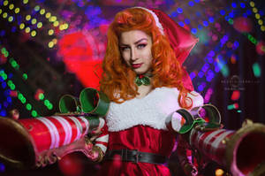 Candy Cane Miss Fortune