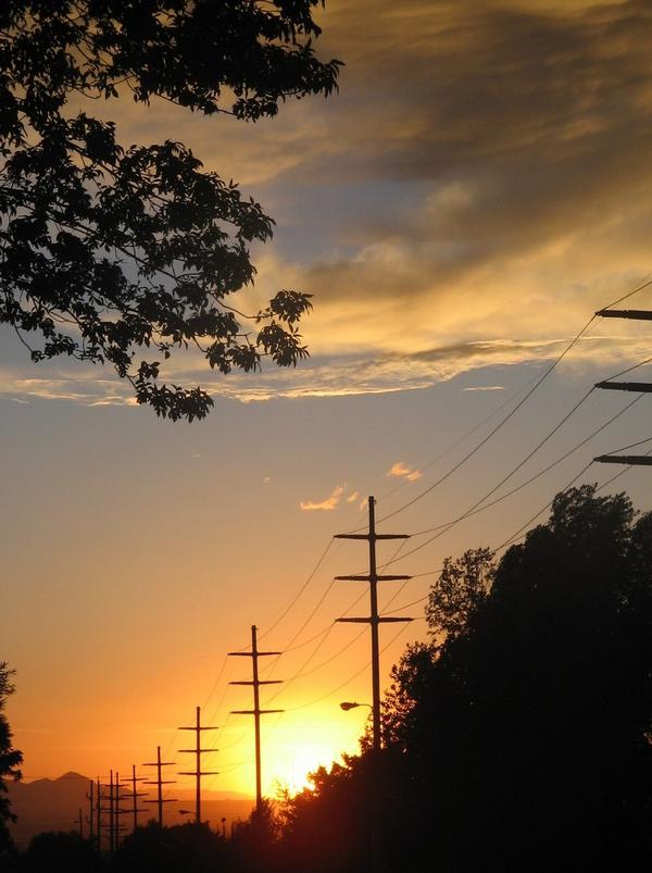 Descending powerlines