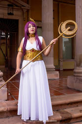 Athena Saori by RoxiiCosplay