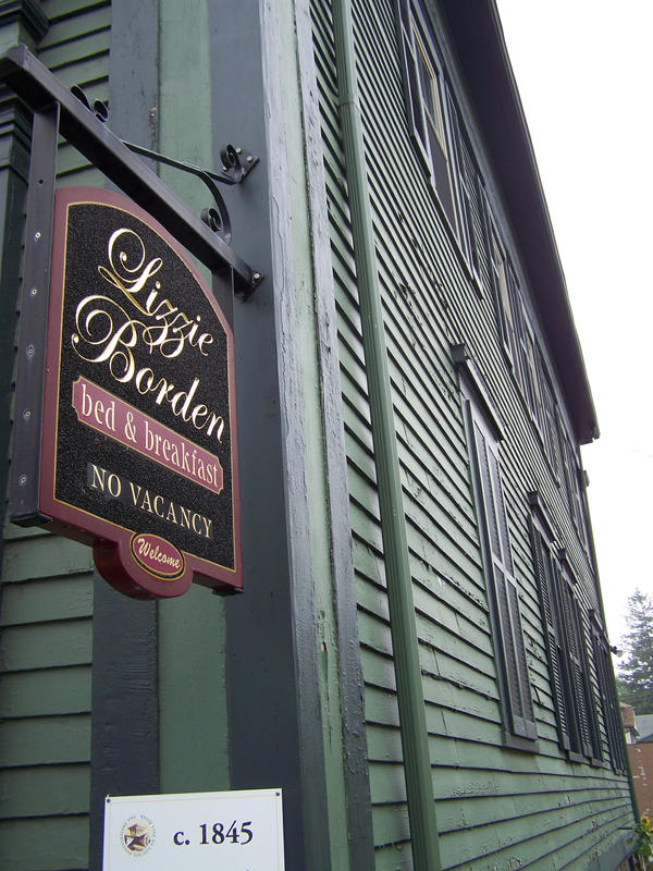 Lizzie Borden House by hieiluva89