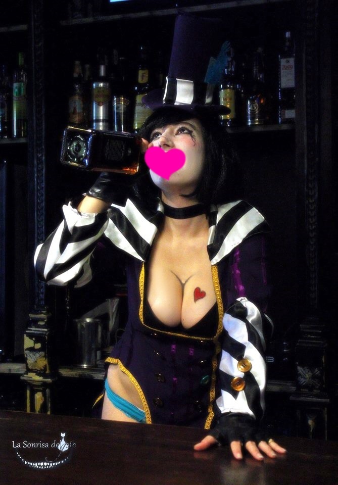 Drunk Moxxi