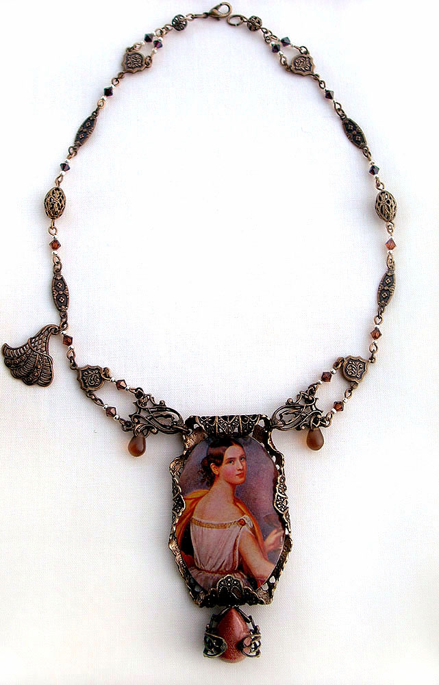 Roman Cabochon Necklace