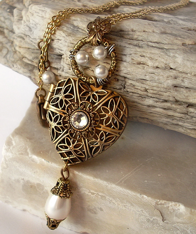 Heart Locket Necklace - white