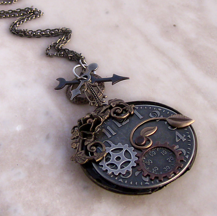 Steampunk Necklace 1